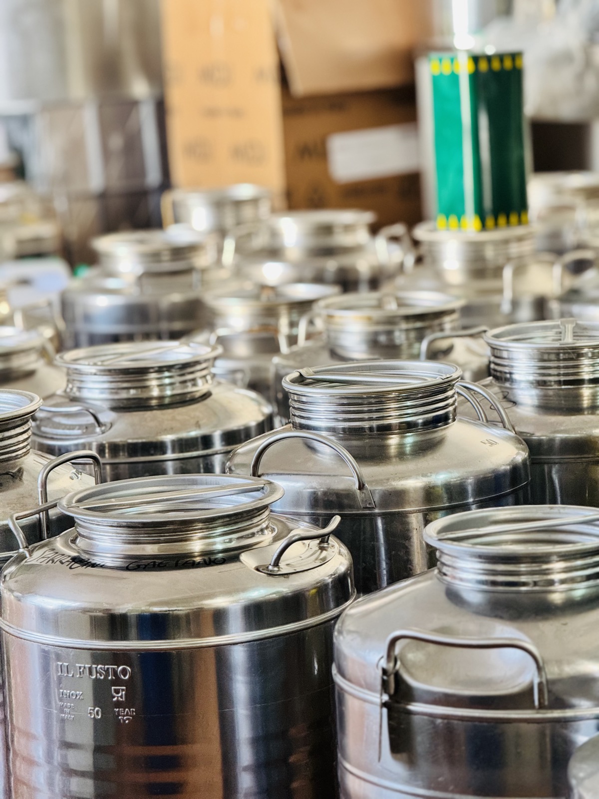 Fusti inox di stoccaggio